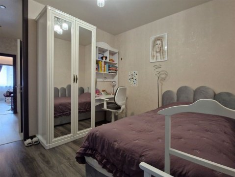 2-к квартира, 4/15 эт., 54м²