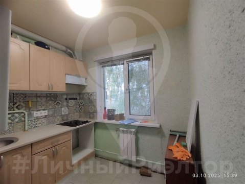 2-к квартира, 5/5 эт., 42м²