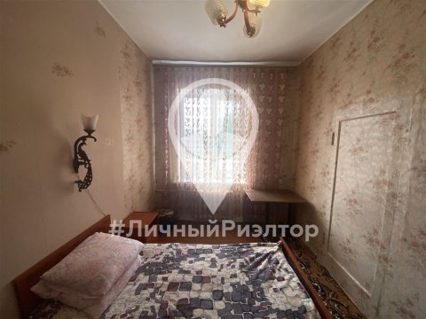 3-к квартира, 1/2 эт., 63м²