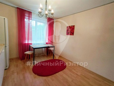 1-к квартира, 1/10 эт., 39м²
