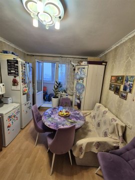 1-к квартира, 10/10 эт., 40м²