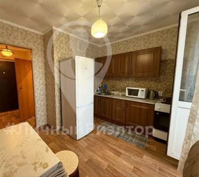 1-к квартира, 18/18 эт., 36м²